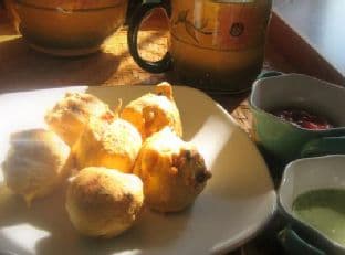 Aloo Bonda (Buñuelos de Patata Picantes)