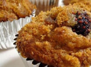 Muffins Integrales de Jengibre y Moras